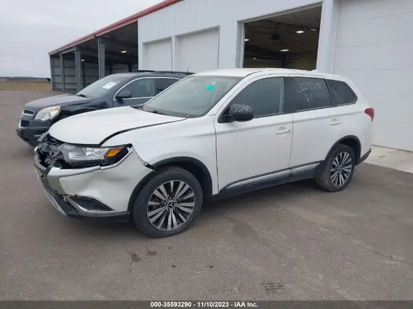 JA4AZ3A3XKZ010063 2019 MITSUBISHI OUTLANDER - Image 2