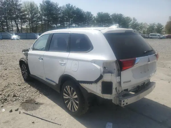 JA4AZ3A3XKZ014663 2019 MITSUBISHI OUTLANDER - Image 2