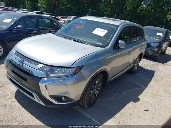 JA4AZ3A3XKZ018308 2019 MITSUBISHI OUTLANDER - Image 2