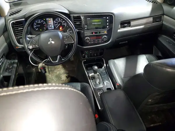 JA4AZ3A3XKZ018552 2019 MITSUBISHI OUTLANDER - Image 8