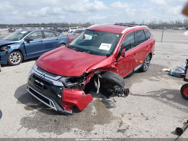 JA4AZ3A3XKZ019619 2019 MITSUBISHI OUTLANDER - Image 2