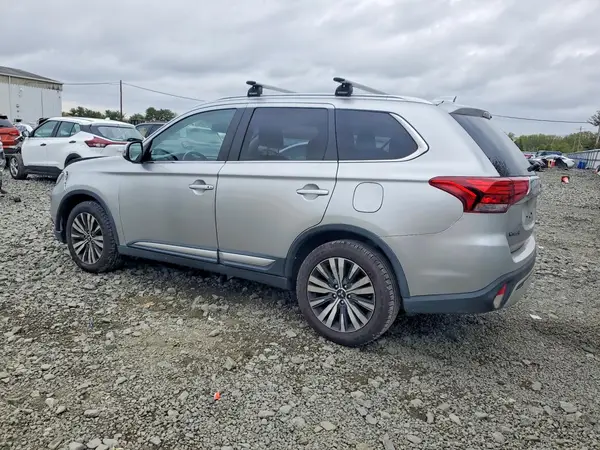 JA4AZ3A3XKZ020625 2019 MITSUBISHI OUTLANDER - Image 2