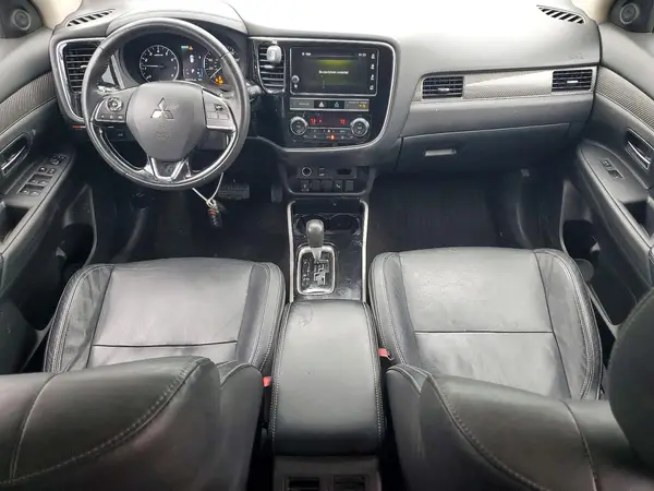JA4AZ3A3XKZ020625 2019 MITSUBISHI OUTLANDER - Image 8