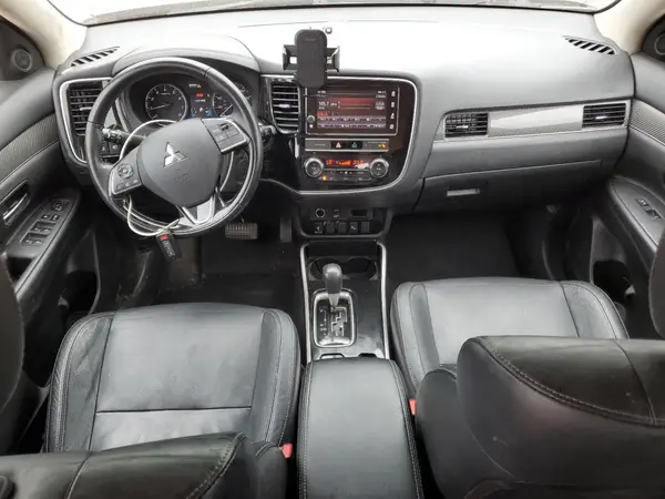 JA4AZ3A3XKZ020754 2019 MITSUBISHI OUTLANDER - Image 8