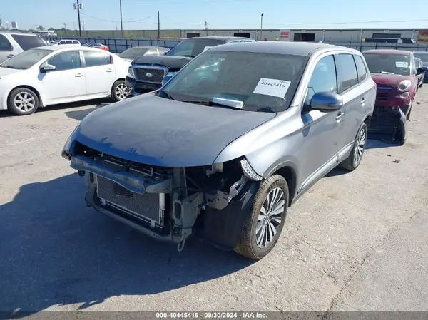 JA4AZ3A3XKZ023704 2019 MITSUBISHI OUTLANDER - Image 2