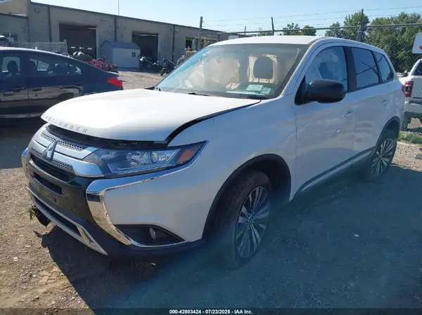 JA4AZ3A3XKZ025713 2019 MITSUBISHI OUTLANDER - Image 2