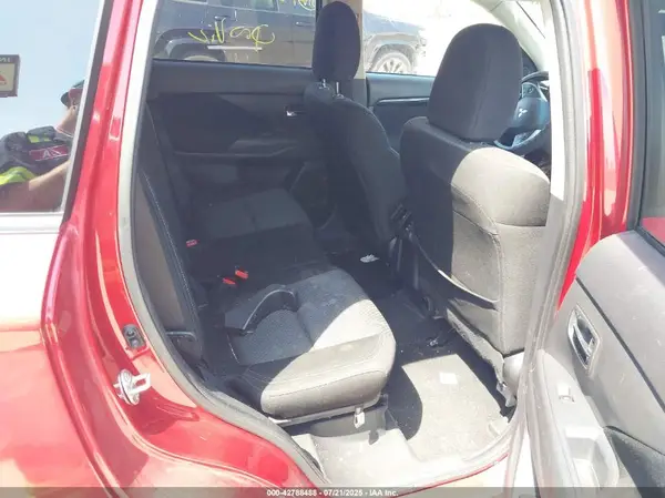 JA4AZ3A3XKZ026361 2019 MITSUBISHI OUTLANDER - Image 8