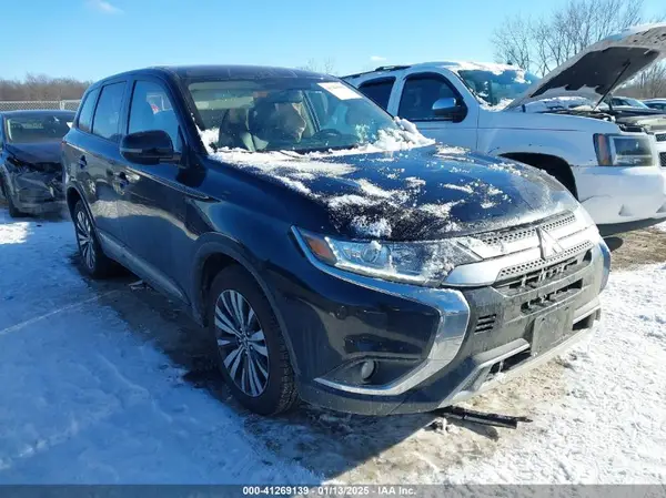 JA4AZ3A3XKZ029213 2019 MITSUBISHI OUTLANDER - Image 1