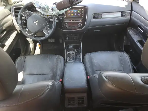 JA4AZ3A3XKZ035562 2019 MITSUBISHI OUTLANDER - Image 8