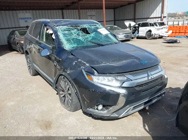 JA4AZ3A3XKZ041541 2019 MITSUBISHI OUTLANDER - Image 1