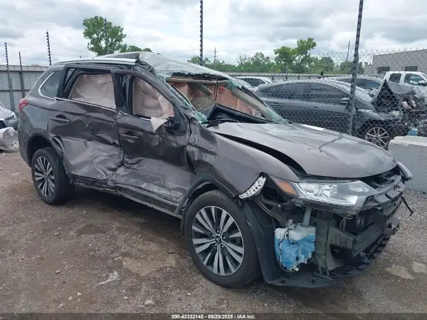 JA4AZ3A3XKZ041569 2019 MITSUBISHI OUTLANDER - Image 1