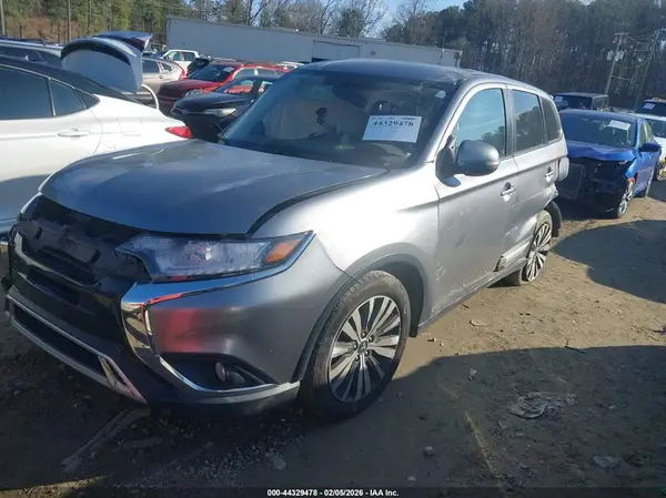 JA4AZ3A3XKZ045640 2019 MITSUBISHI OUTLANDER - Image 2