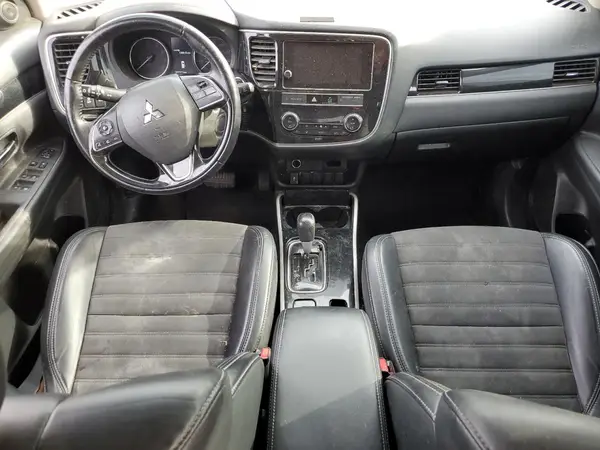 JA4AZ3A3XKZ049297 2019 MITSUBISHI OUTLANDER - Image 8