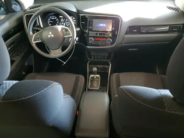 JA4AZ3A3XKZ052703 2019 MITSUBISHI OUTLANDER - Image 8