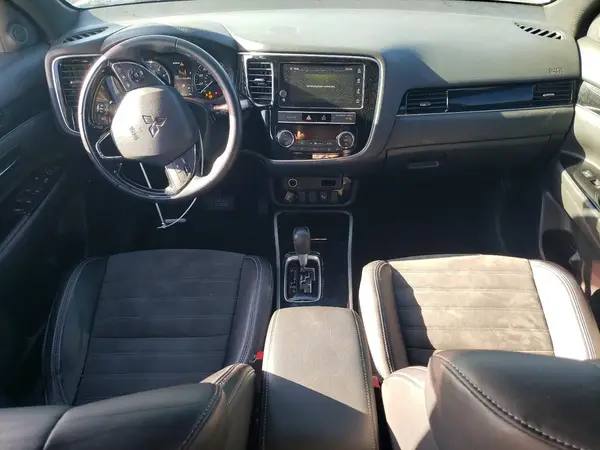 JA4AZ3A3XKZ055357 2019 MITSUBISHI OUTLANDER - Image 8