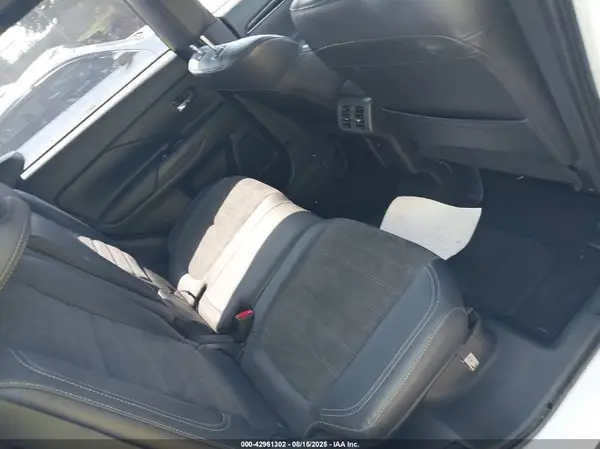 JA4AZ3A3XKZ055360 2019 MITSUBISHI OUTLANDER - Image 8