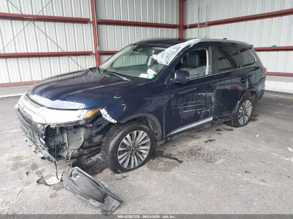 JA4AZ3A3XLZ004667 2020 MITSUBISHI OUTLANDER - Image 2