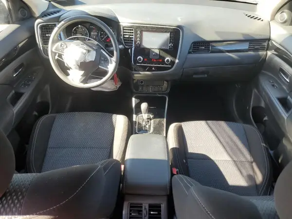 JA4AZ3A3XLZ017077 2020 MITSUBISHI OUTLANDER - Image 8