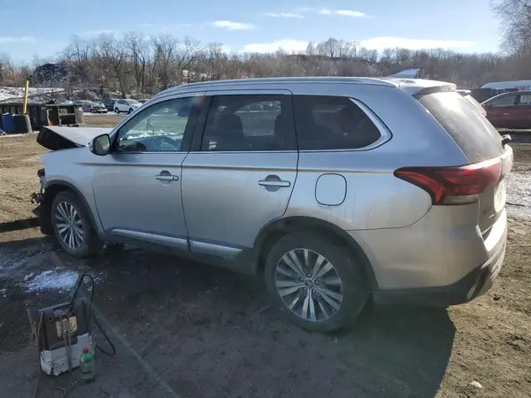 JA4AZ3A3XLZ017886 2020 MITSUBISHI OUTLANDER - Image 2