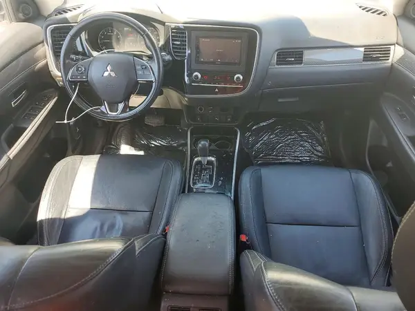 JA4AZ3A3XLZ024773 2020 MITSUBISHI OUTLANDER - Image 8
