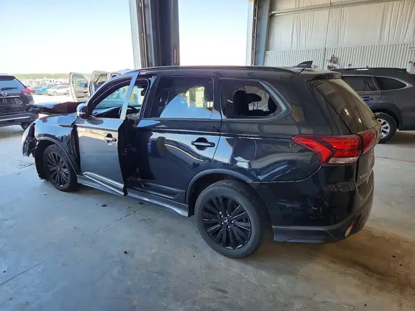 JA4AZ3A3XLZ025048 2020 MITSUBISHI OUTLANDER - Image 2