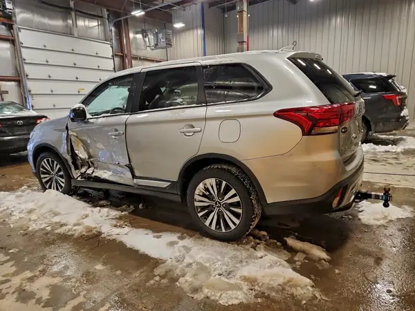 JA4AZ3A3XLZ026457 2020 MITSUBISHI OUTLANDER - Image 2