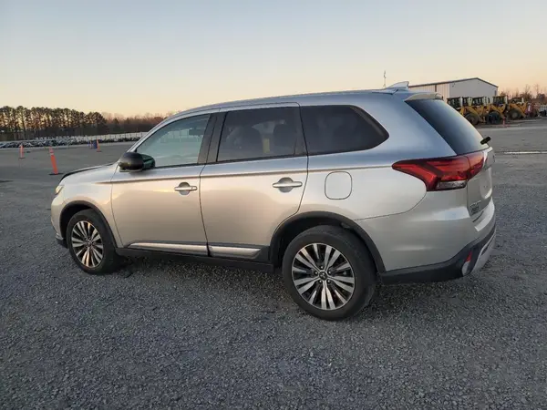 JA4AZ3A3XLZ027351 2020 MITSUBISHI OUTLANDER - Image 2
