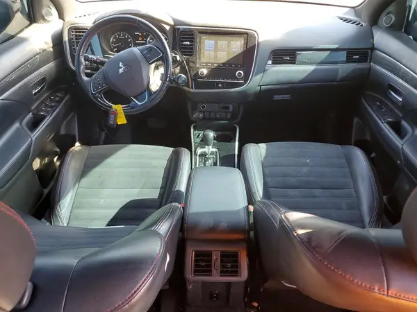 JA4AZ3A3XLZ037250 2020 MITSUBISHI OUTLANDER - Image 8