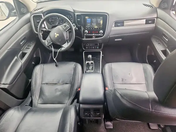 JA4AZ3A3XLZ038253 2020 MITSUBISHI OUTLANDER - Image 8