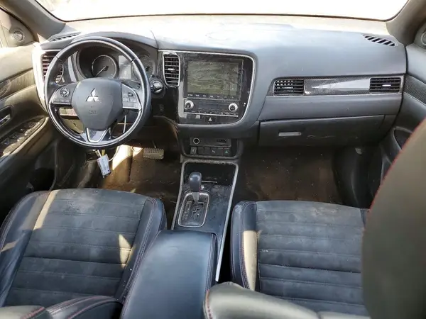 JA4AZ3A3XLZ042769 2020 MITSUBISHI OUTLANDER - Image 8