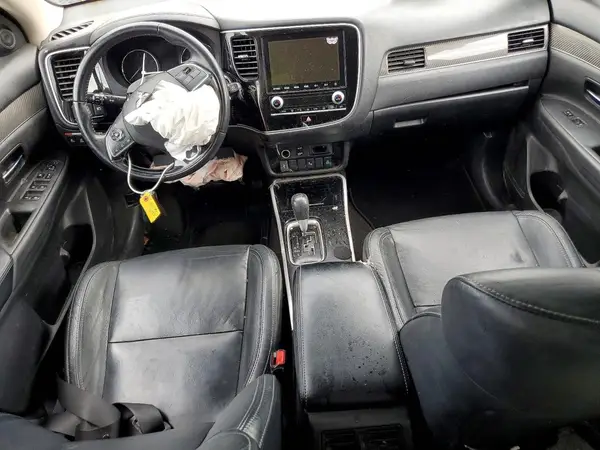 JA4AZ3A3XLZ042917 2020 MITSUBISHI OUTLANDER - Image 8