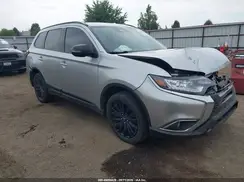 JA4AZ3A3XLZ047938 2020 MITSUBISHI OUTLANDER