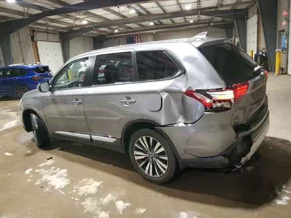 JA4AZ3A3XLZ048247 2020 MITSUBISHI OUTLANDER - Image 2