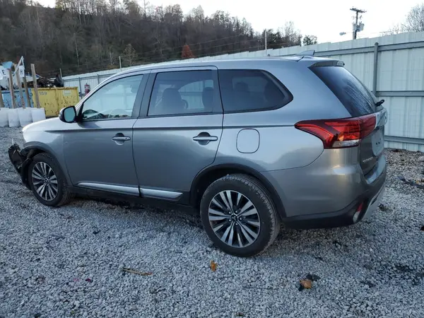 JA4AZ3A3XLZ048717 2020 MITSUBISHI OUTLANDER - Image 2