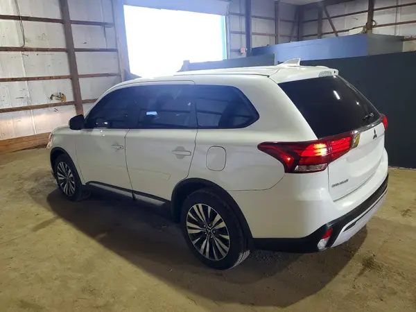 JA4AZ3A3XLZ048801 2020 MITSUBISHI OUTLANDER - Image 2