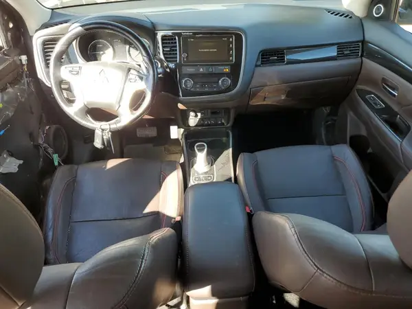 JA4J24A50JZ030056 2018 MITSUBISHI OUTLANDER - Image 8