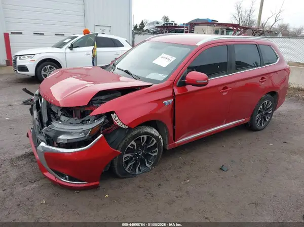JA4J24A50JZ035838 2018 MITSUBISHI OUTLANDER - Image 2