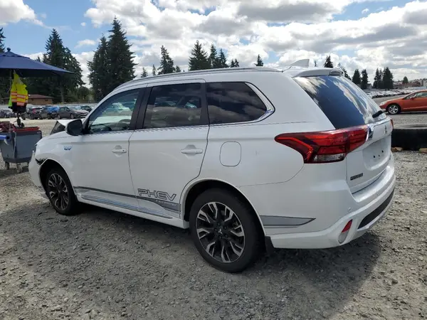 JA4J24A50JZ051456 2018 MITSUBISHI OUTLANDER - Image 2