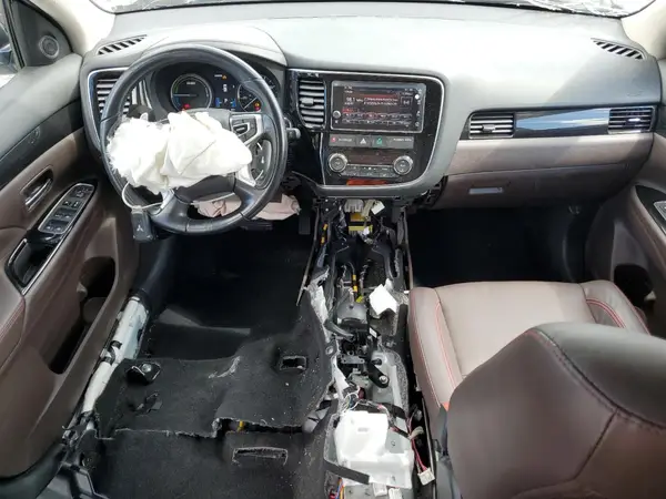 JA4J24A50JZ051456 2018 MITSUBISHI OUTLANDER - Image 8