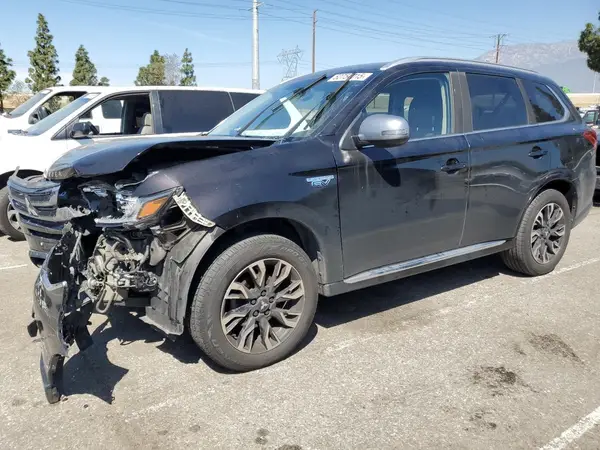 JA4J24A50JZ055328 2018 MITSUBISHI OUTLANDER - Image 1