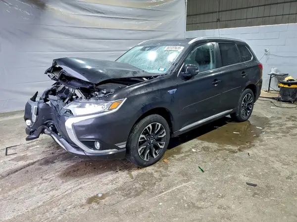 JA4J24A50JZ056236 2018 MITSUBISHI OUTLANDER - Image 1