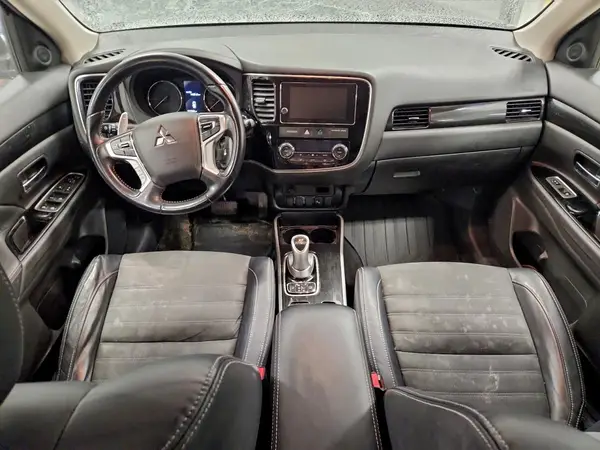 JA4J24A50JZ610665 2018 MITSUBISHI OUTLANDER - Image 8
