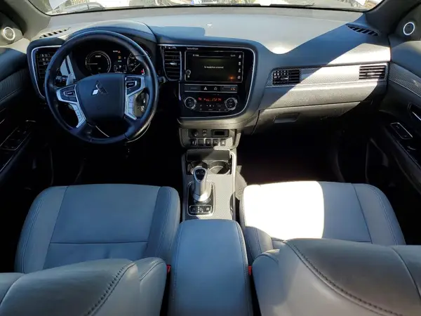 JA4J24A50KZ037199 2019 MITSUBISHI OUTLANDER - Image 8
