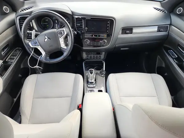 JA4J24A50KZ055976 2019 MITSUBISHI OUTLANDER - Image 8