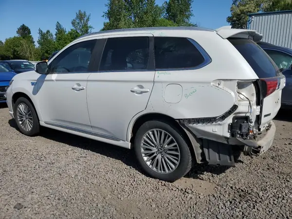 JA4J24A50KZ056349 2019 MITSUBISHI OUTLANDER - Image 2