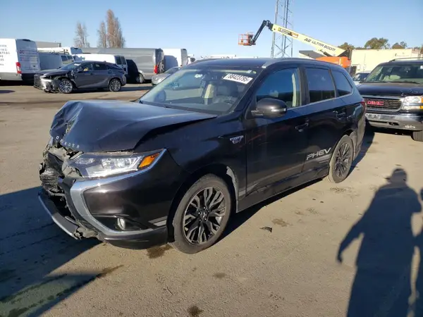 JA4J24A51JZ028851 2018 MITSUBISHI OUTLANDER - Image 1