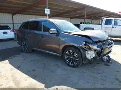 JA4J24A51JZ029823 2018 MITSUBISHI OUTLANDER