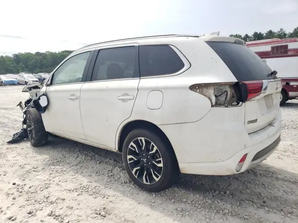 JA4J24A51JZ048839 2018 MITSUBISHI OUTLANDER - Image 2