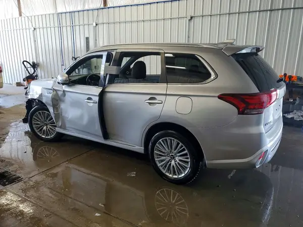 JA4J24A51KZ043772 2019 MITSUBISHI OUTLANDER - Image 2