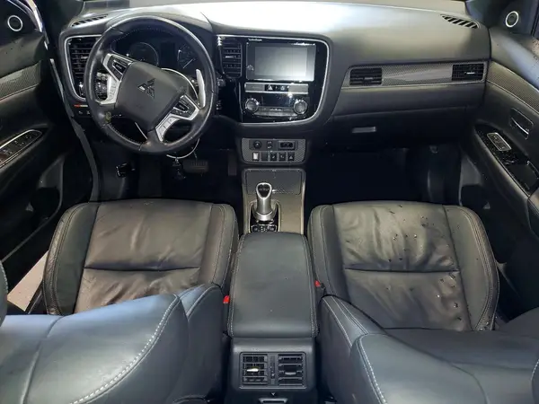 JA4J24A51KZ043772 2019 MITSUBISHI OUTLANDER - Image 8